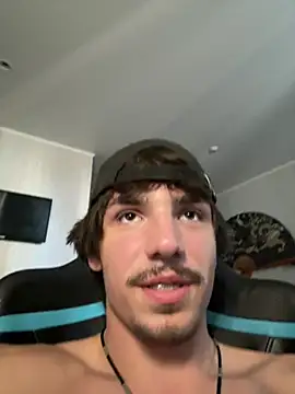 KozyrOffi live XXX chat