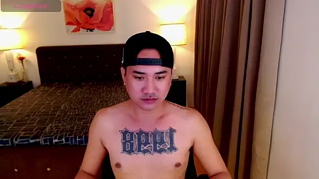 ExtraLarge_Ron live XXX chat