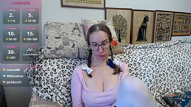 Chat XXX ao vivo de SquirtyEleanor