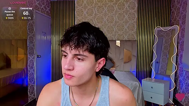 Chat XXX en directo de Kyler_tay