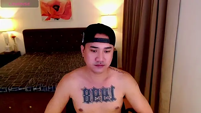 ExtraLarge_Ron 现场XXX聊天