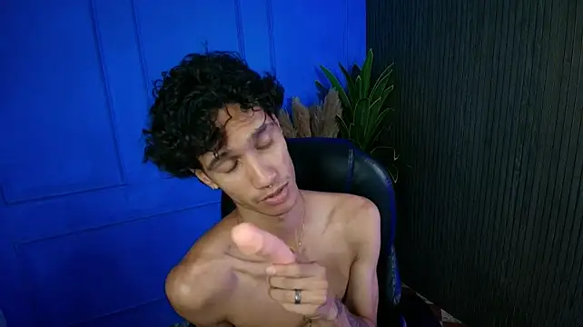 NEOSLY_7 Webcam show