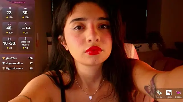 Chat +18 de Rose_Desiree ao vivo