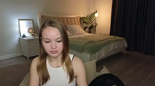 Chatroom XXX en direct de NeidaGoethe