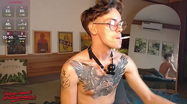 William_Henry_'s Live XXX Chat