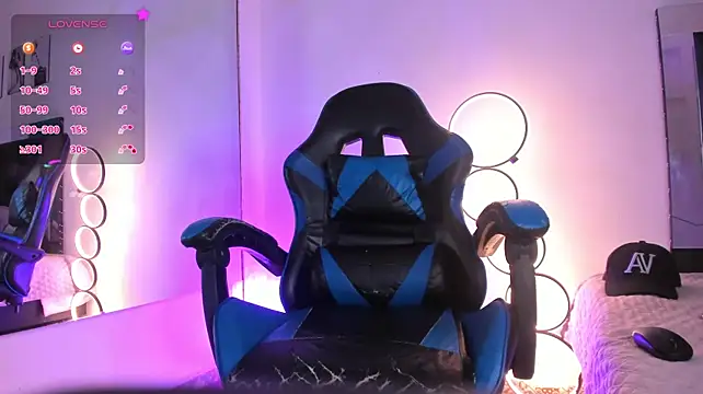 maxpower830 – Naživo XXX chat