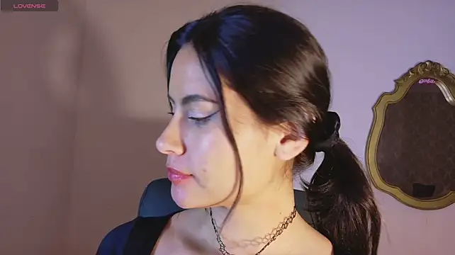 alanis_22 라이브 XXX 채팅