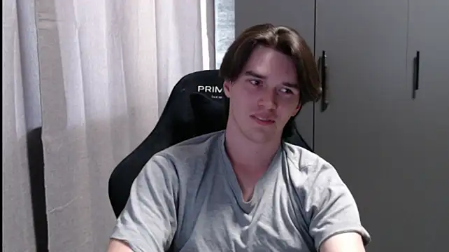 XXX chat uživo modela arthur___king