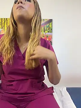 Chat XXX ao vivo de Kinky-Spa