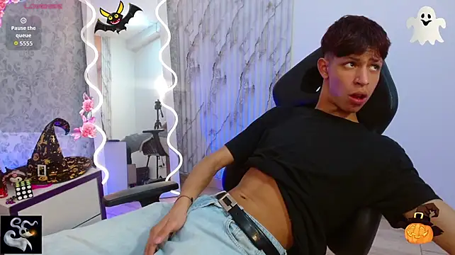 Онлайн чат XXX OLIIVER_TAY