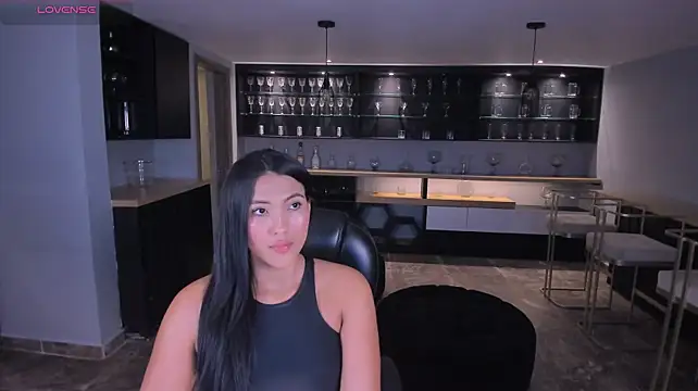 NatalieLewis Chat XXX live