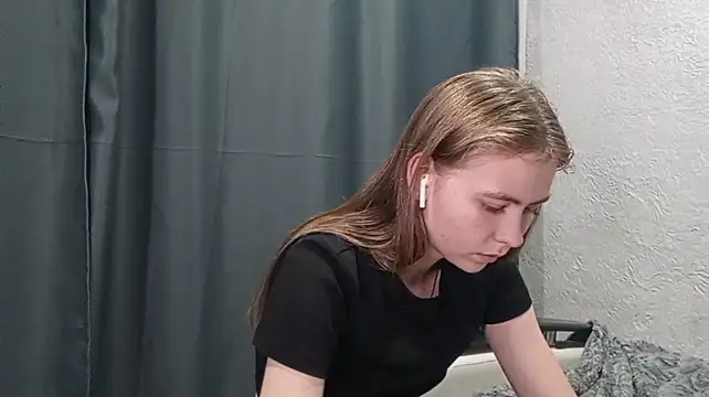 AnnettaHosaka XXX чат на живо