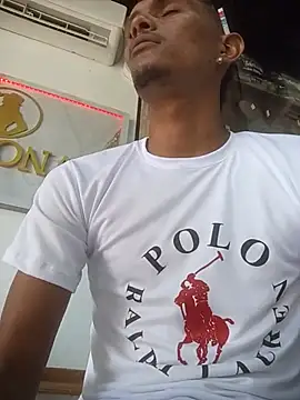 muruganlatino Webcam show