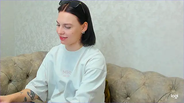 Živý XXX chat Nora_Finch