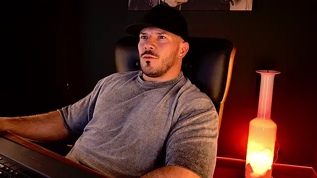 AngeloEric Chat XXX live