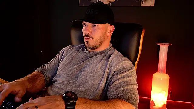 AngeloEric's Live XXX Chat
