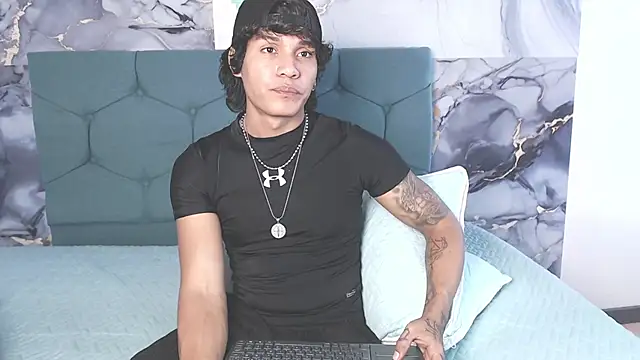 MaximilianRoth 라이브 XXX 채팅
