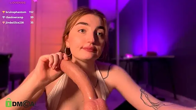 RinaAverEdge's Live XXX Chat