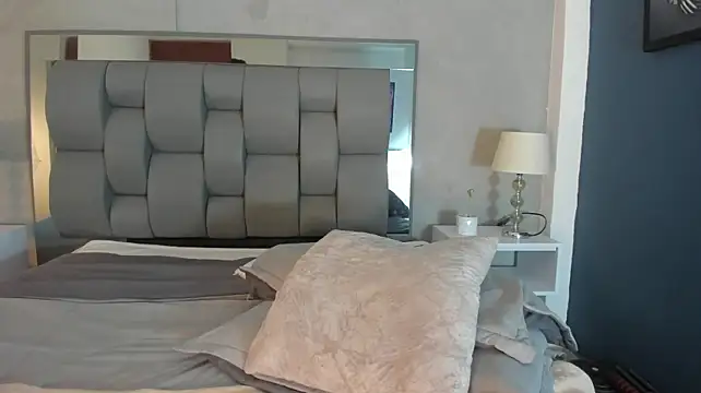 Charlie___Musk Webcam Show
