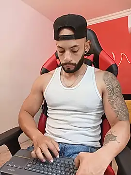 Chat XXX en directo de Mike_savage3