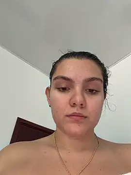 Eva_stark10 লাইভ XXX চ্যাট
