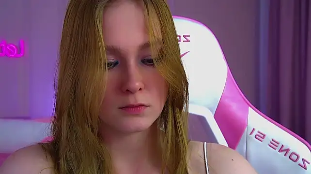 AgataFoxley's Live XXX Chat