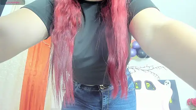 Czat XXX na żywo – julinee_smithh