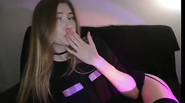 ErikaShyy Live XXX-Chat