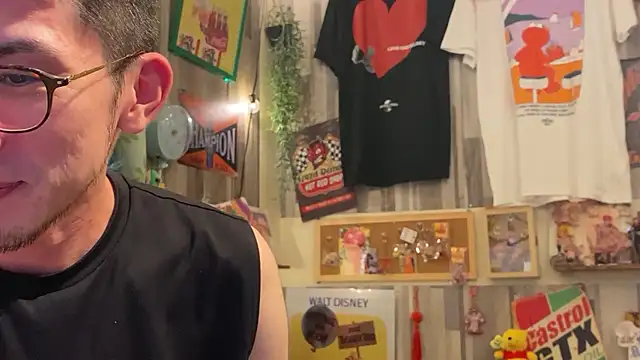 toki_birdsのウェブカメラショー