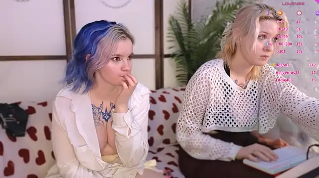 Bluedew's Live XXX Chat
