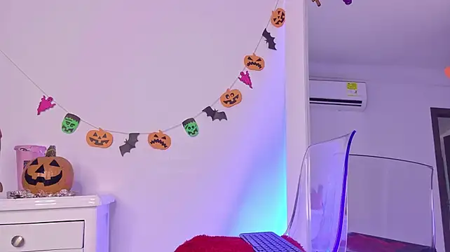 XXX chat uživo modela GingerMoon_