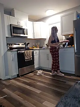 XXX chat uživo modela ScarletsWeb