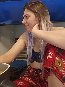 ScarletsWeb élő XXX-chatje