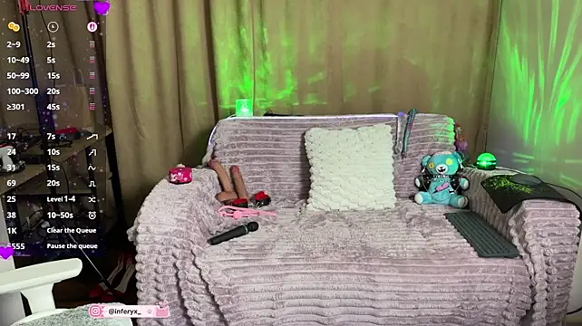 Inferyx 라이브 XXX 채팅