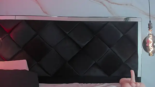 AngelaaCute_'s Live XXX Chat