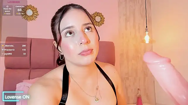 צ'אט XXX בשידור חי של Nia_Morroe