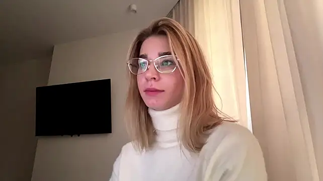 XXX chat uživo modela PickmeGirl