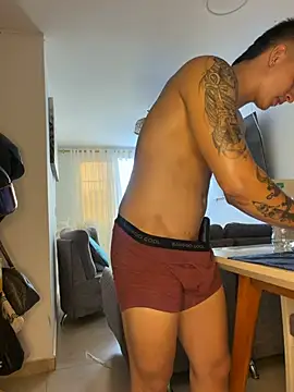Christopher_strongg live XXX chat