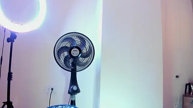 Annie_Tricx_n Live XXX chat
