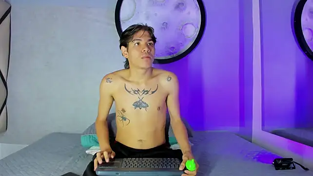 Chat +18 de isaack_grant ao vivo