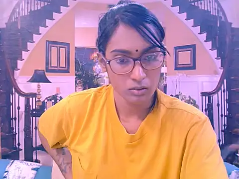 IndianRebel4u2Luv Adlı Modelin Canlı XXX Sohbeti