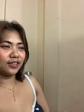 YaraSmith 现场XXX聊天