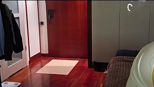 Kiki_TikiのライブXXXチャット