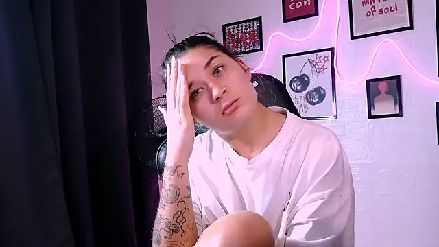 AlisaFrost's Live XXX Chat