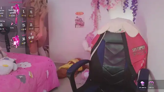 saki_nyanwn's Live XXX Chat