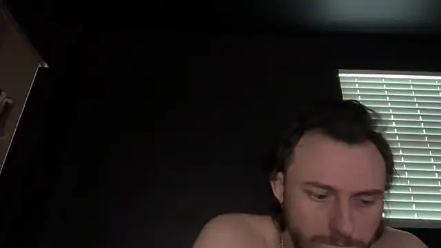 hungandcloudy's Live XXX Chat