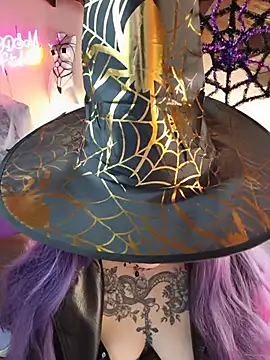 LilithDark666's Live XXX Chat