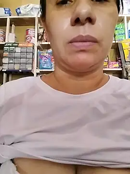 Živý XXX chat MIA-LARIOS