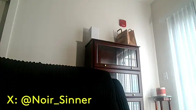 sinnernoir: онлайн-секс-чат