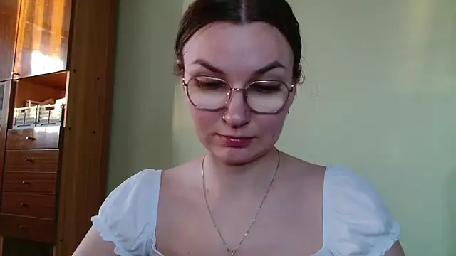 LooveELLYx: онлайн-секс-чат